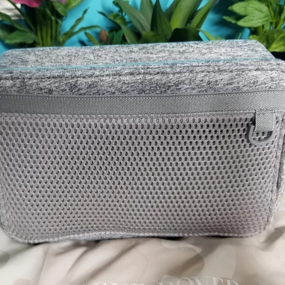 Dagne Dover Arlo Tech Pouch Large Heather Gray - Picture 11 of 16